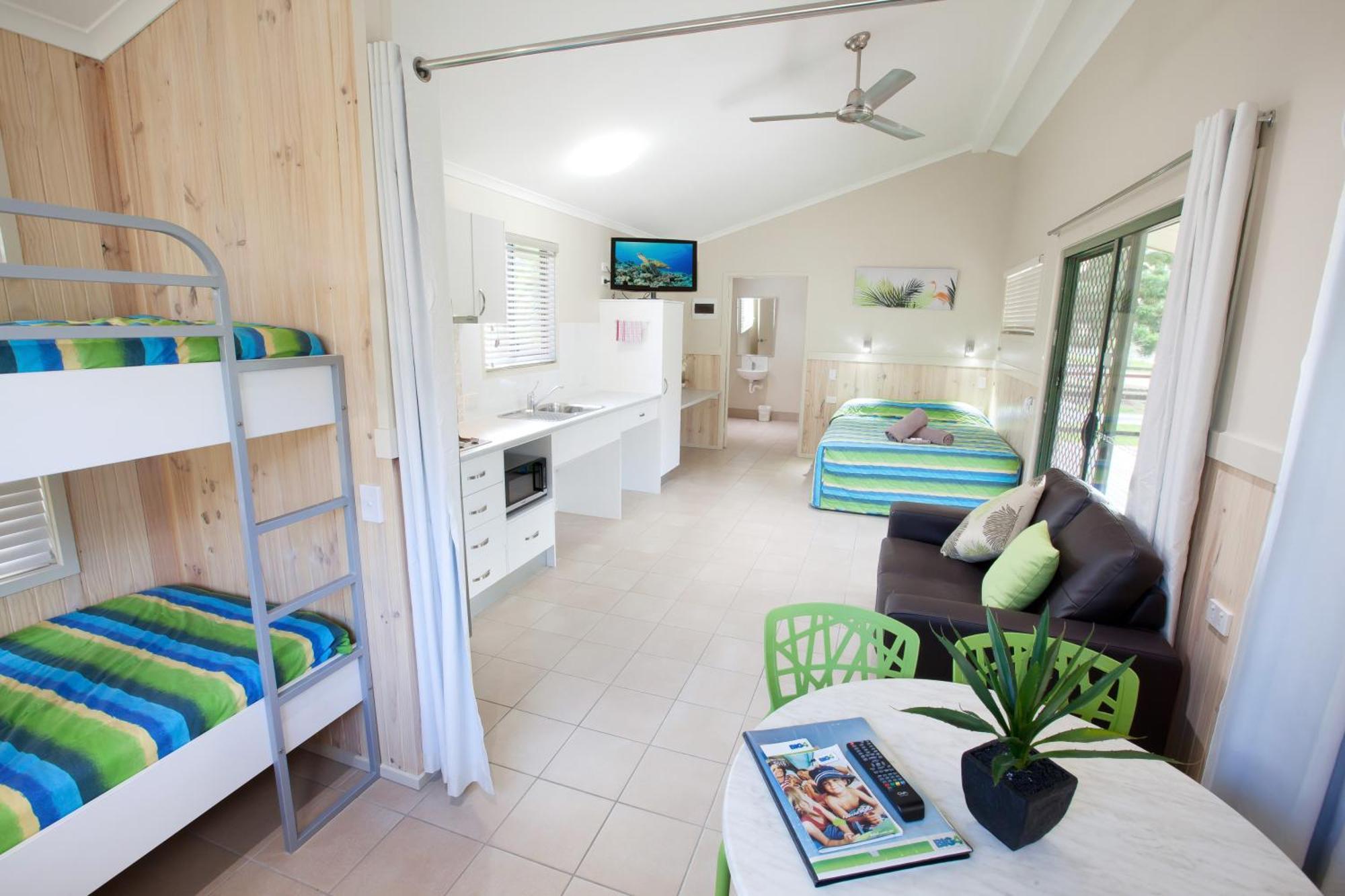 Cairns Crystal Cascades Holiday Park Bilik gambar